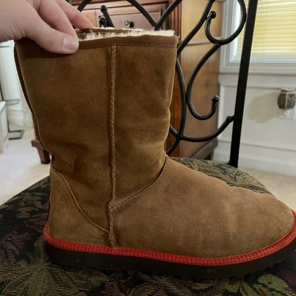 UGG Men's Classic Short Boots with Red Sole - Picture 4 of 11